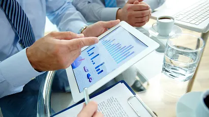 B2B and early-stage fintech companies